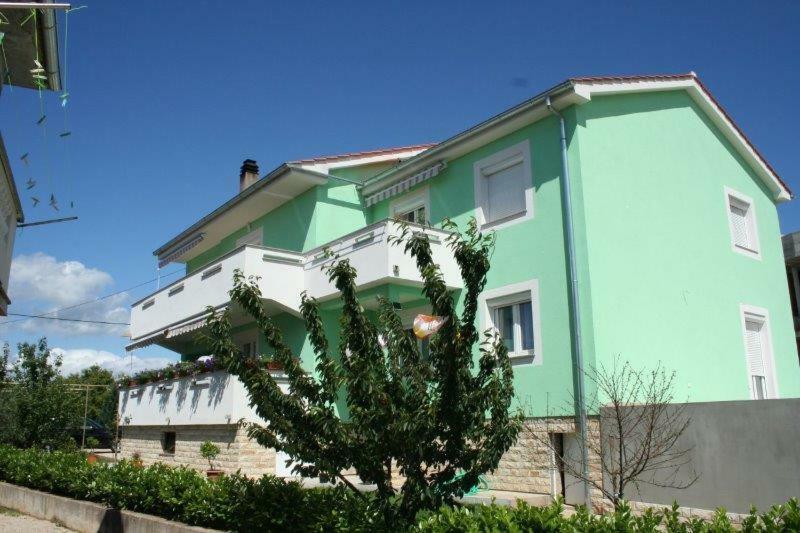 Lucija Apartments Vrh  Exterior photo