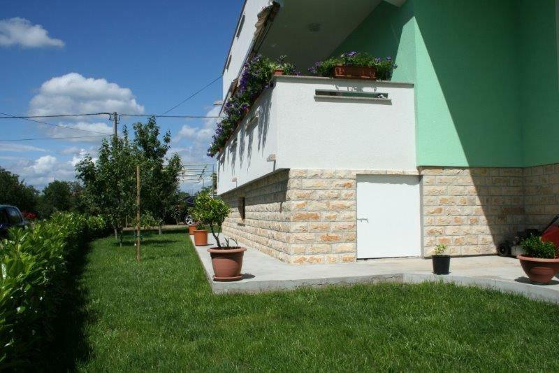 Lucija Apartments Vrh  Exterior photo